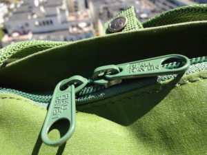 Fjallraven Kanken Mini Leaf Green - Zippers